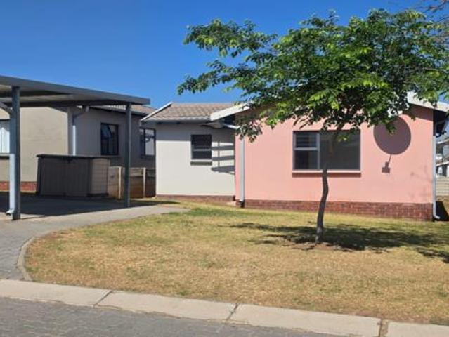 Townhouse for sale in Tembisa, Gauteng