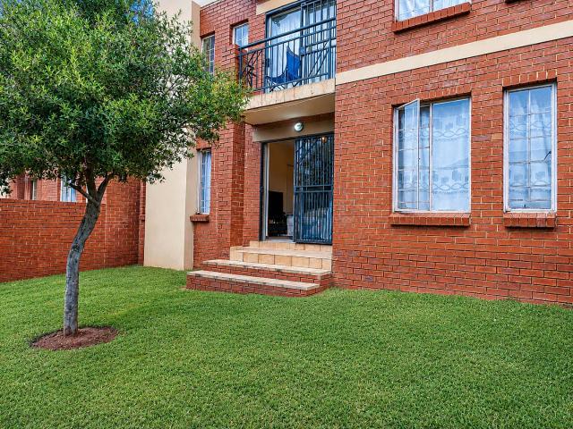 Townhouse for sale in Tembisa, Gauteng