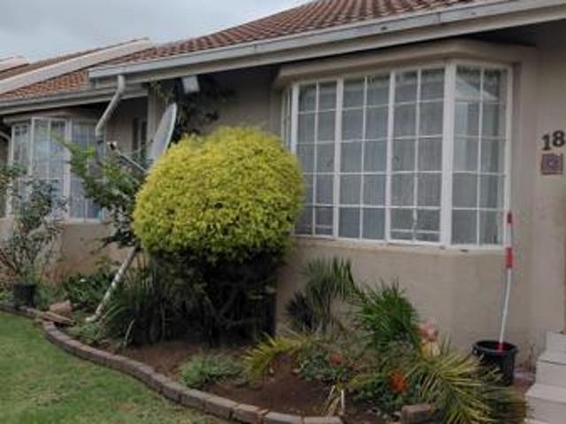 Townhouse for rent in Ekurhuleni, Gauteng