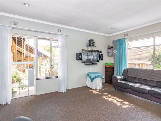 Townhouse for sale in Ekurhuleni, Gauteng