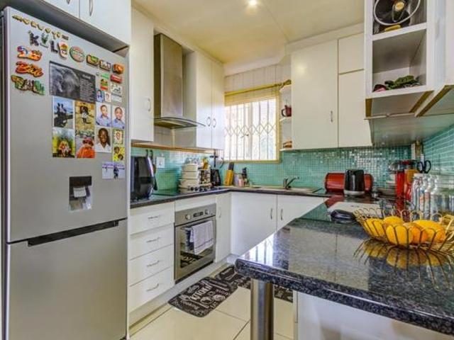 Townhouse for rent in Ekurhuleni, Gauteng