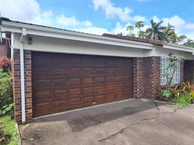 Townhouse for sale in Seaview, Kwazulu-natal