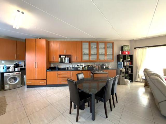 Townhouse for rent in Ekurhuleni, Gauteng
