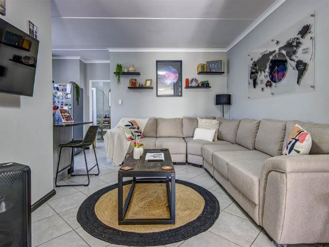 Townhouse for sale in Ekurhuleni, Gauteng