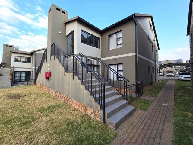 Townhouse for sale in Ekurhuleni, Gauteng