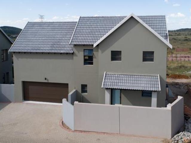 Townhouse for sale in Bloemfontein, Free State