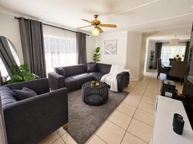Townhouse for sale in Umgungundlovu, Kwazulu-natal