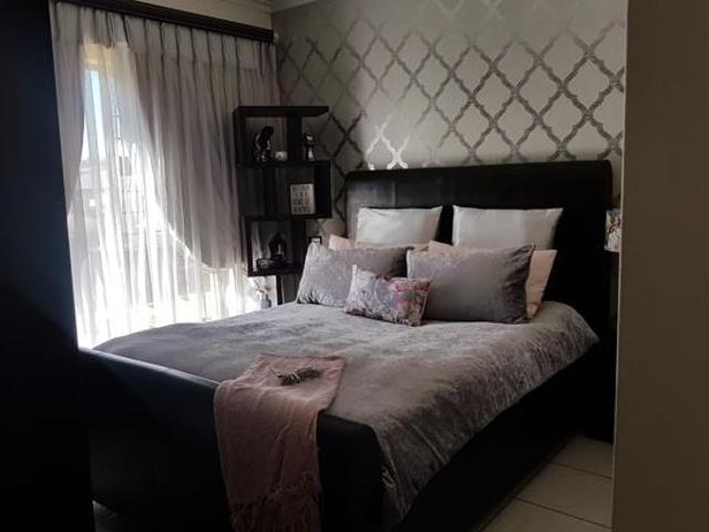 Townhouse for rent in Vosloorus, Gauteng