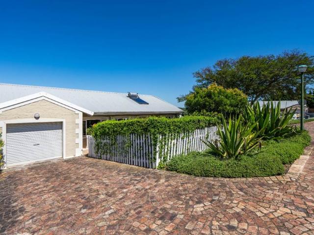 Townhouse for sale in Eastern Cape