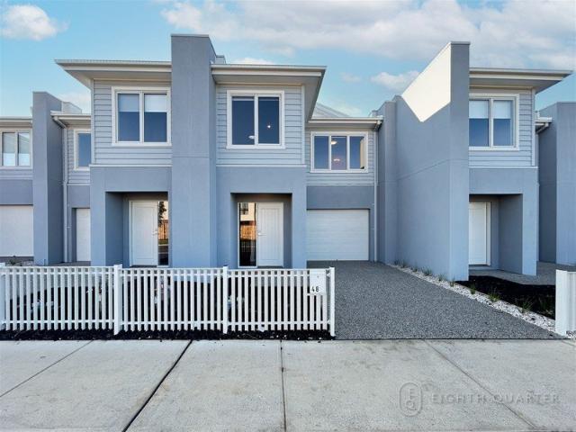 Townhouse for rent in Officer Central Estate, Melbourne