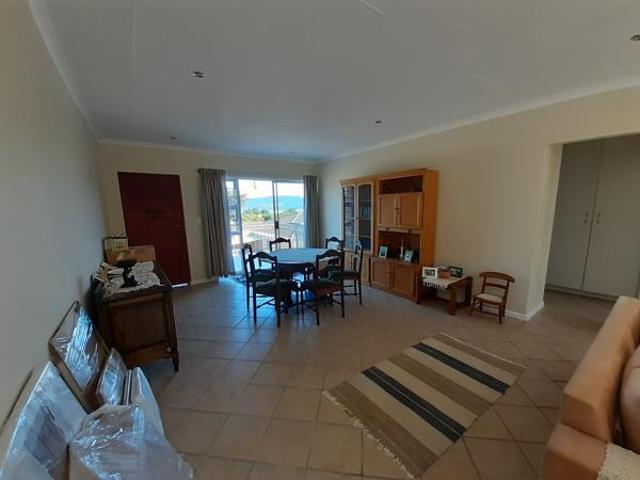 Townhouse for rent in Groot Brak Rivier, Western Cape