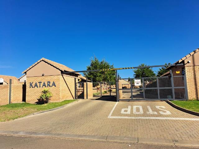 Townhouse for sale in Bloemfontein, Free State