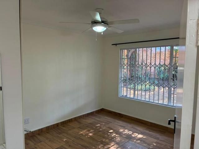 Townhouse for rent in Vosloorus, Gauteng