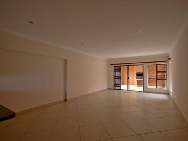 Townhouse for rent in Waterkloof, Gauteng