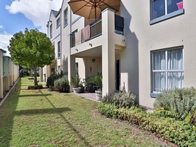 House for rent in Onder-Papegaaiberg, Stellenbosch Local Municipality
