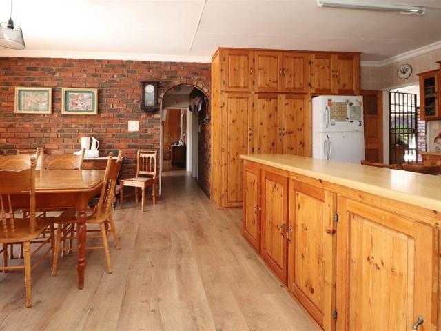 Townhouse for sale in Dr Kenneth Kaunda, North West