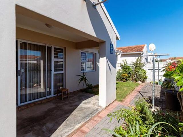 Townhouse for sale in Eastern Cape