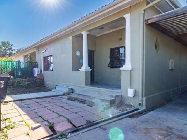 Townhouse for sale in Durbanville, Western Cape