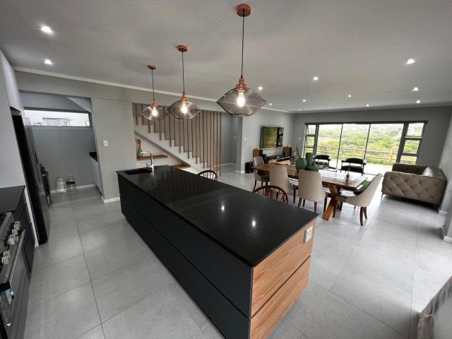 Townhouse for sale in Princess Grant, Kwazulu-natal