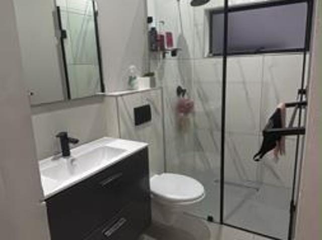 Townhouse for rent in Princess Grant, Kwazulu-natal