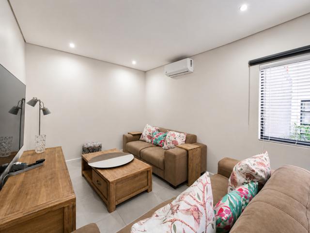 Townhouse for rent in Princess Grant, Kwazulu-natal