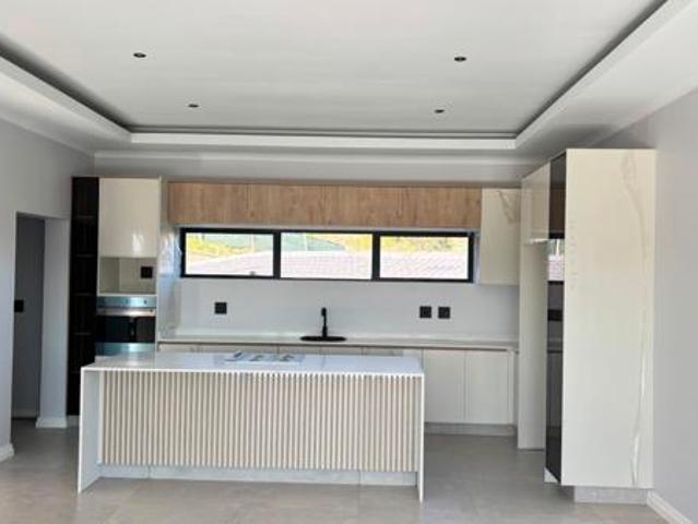 Townhouse for sale in Princess Grant, Kwazulu-natal