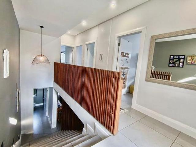 Townhouse for sale in Princess Grant, Kwazulu-natal