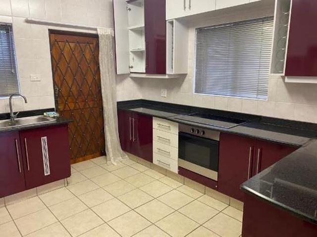 Townhouse for rent in Durban, eThekwini Metropolitan Municipality