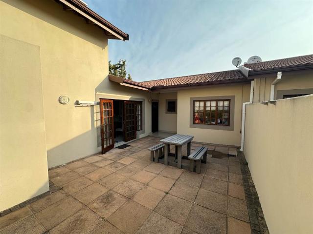 Townhouse for sale in Seaview, Kwazulu-natal