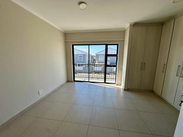 Townhouse for rent in Cape Town, Western Cape