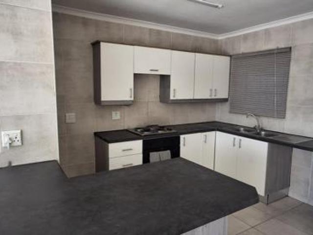 Townhouse for rent in Cape Town, City of Cape Town