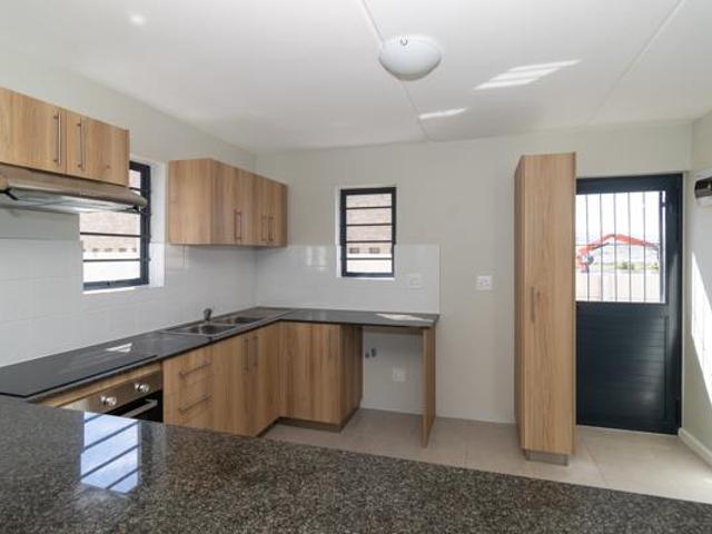 Townhouse for rent in Cape Town, City of Cape Town