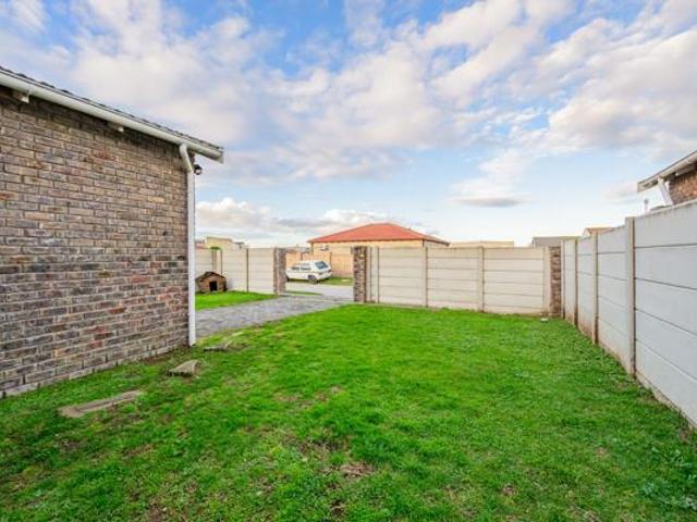 Townhouse for sale in Eastern Cape