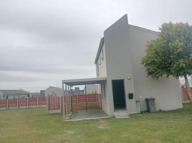 Townhouse for sale in Eastern Cape