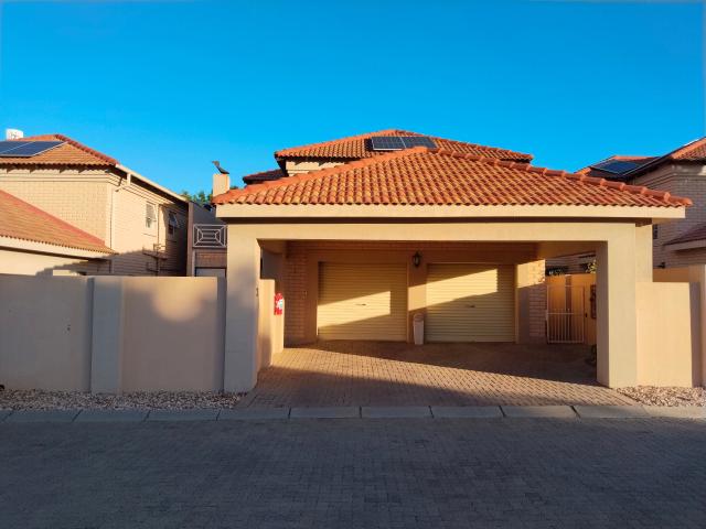 Townhouse for sale in Parys, Ngwathe Local Municipality