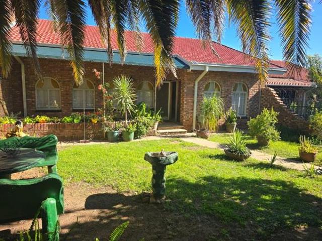 Townhouse for sale in Koppies, Free State