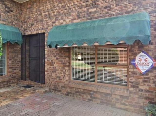 Townhouse for sale in Koppies, Free State