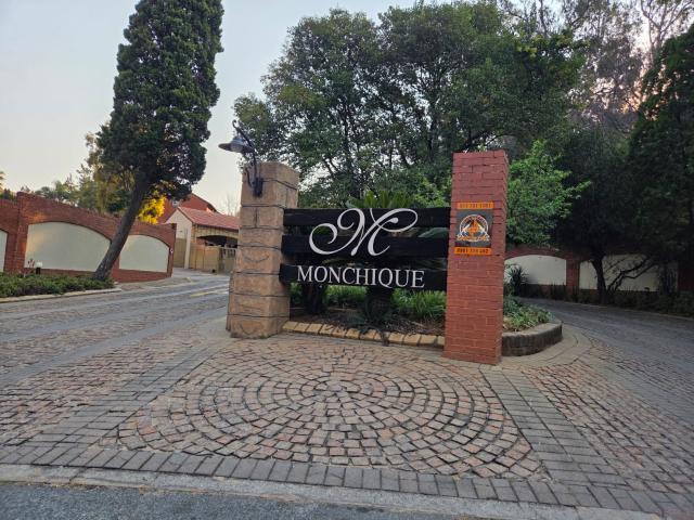 Townhouse for sale in Alexandra, Gauteng