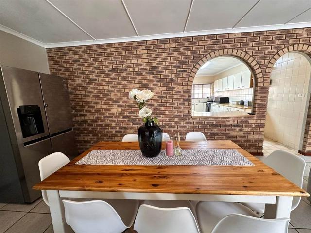 Townhouse for sale in Umgungundlovu, Kwazulu-natal