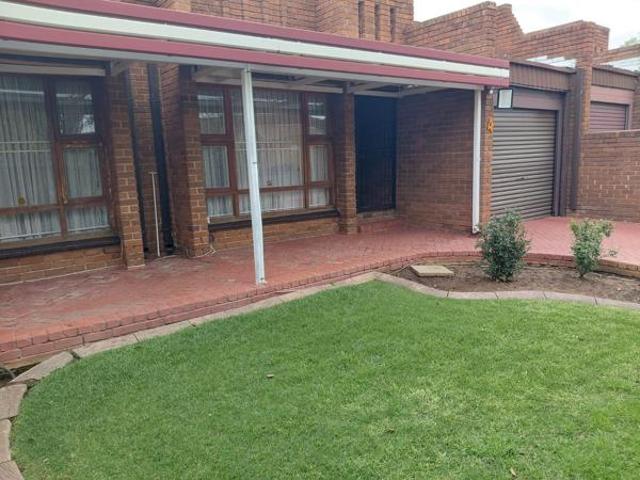 Townhouse for sale in Bloemfontein, Free State