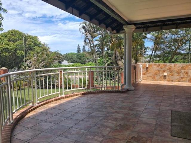 Townhouse for sale in Pennington, uMdoni Local Municipality