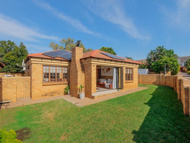 Townhouse for sale in Kagiso, Gauteng