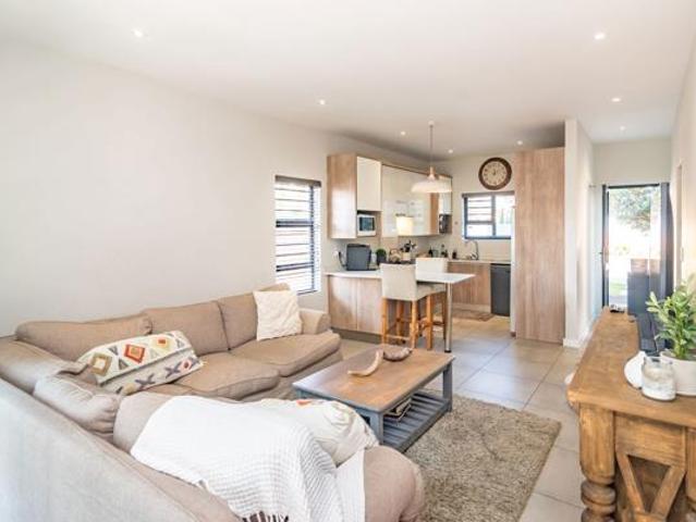 Townhouse for rent in Westonaria, Gauteng