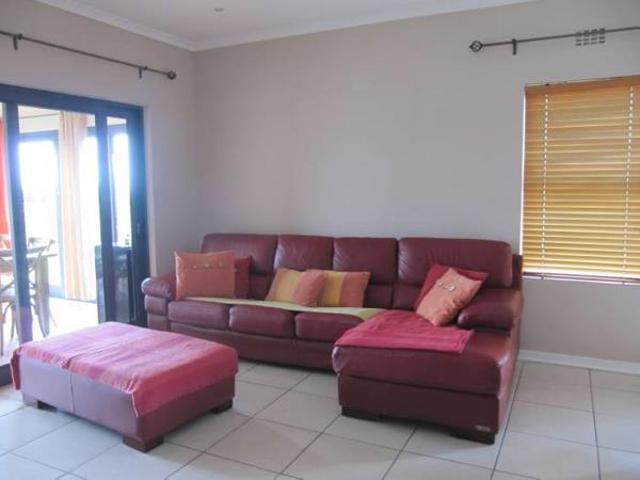 Townhouse for rent in Cape Town, Western Cape