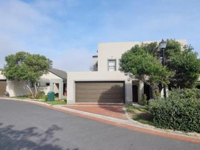 Townhouse for rent in Cape Town, Western Cape