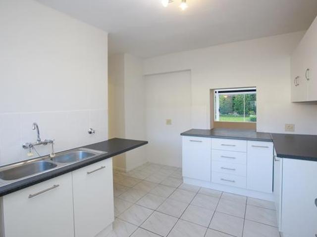 Townhouse for rent in Cape Town, Western Cape