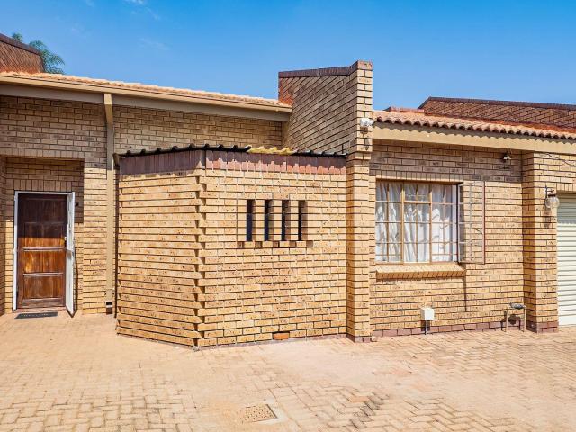 Townhouse for sale in Seshego, Limpopo