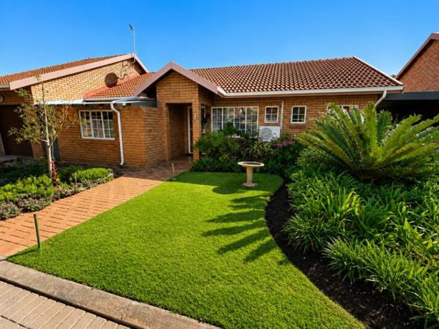 Townhouse for sale in Seshego, Limpopo