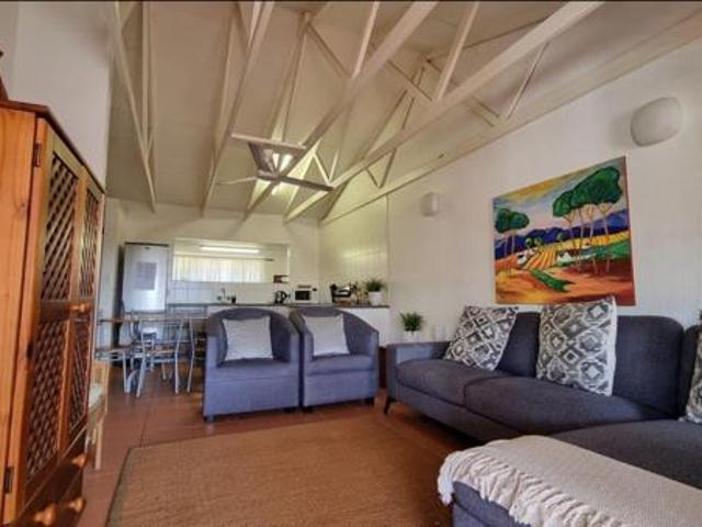 Townhouse for rent in Ugu District Municipality, Kwazulu-natal