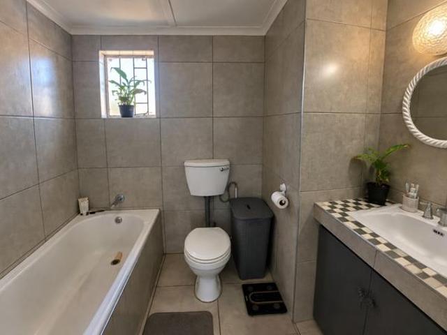 Townhouse for sale in Dr Kenneth Kaunda, North West